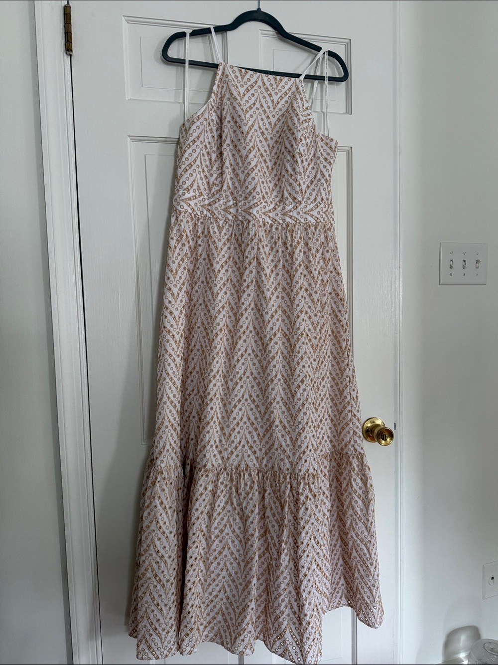 Sleeveless Beige Patterned Maxi Dress